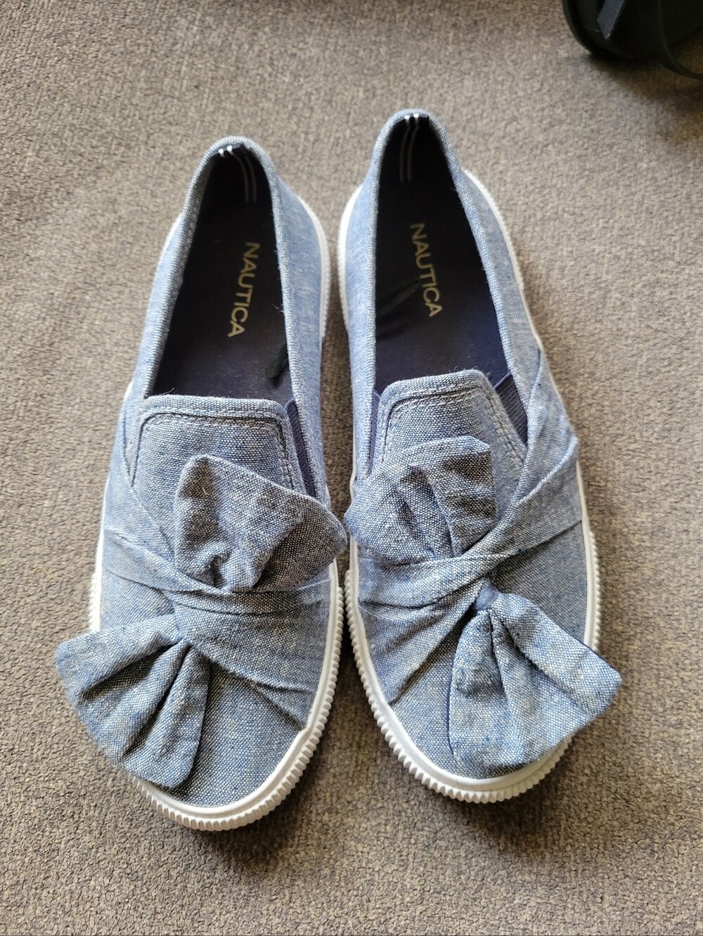 Nautica Women's Light Blue Slip-On Bow Sneakers